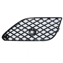 RIGHT HAND OUTER BUMPER GRILLE (Dark Chrome) (GT & GTC 2016 - 2017) (3W3807648F)