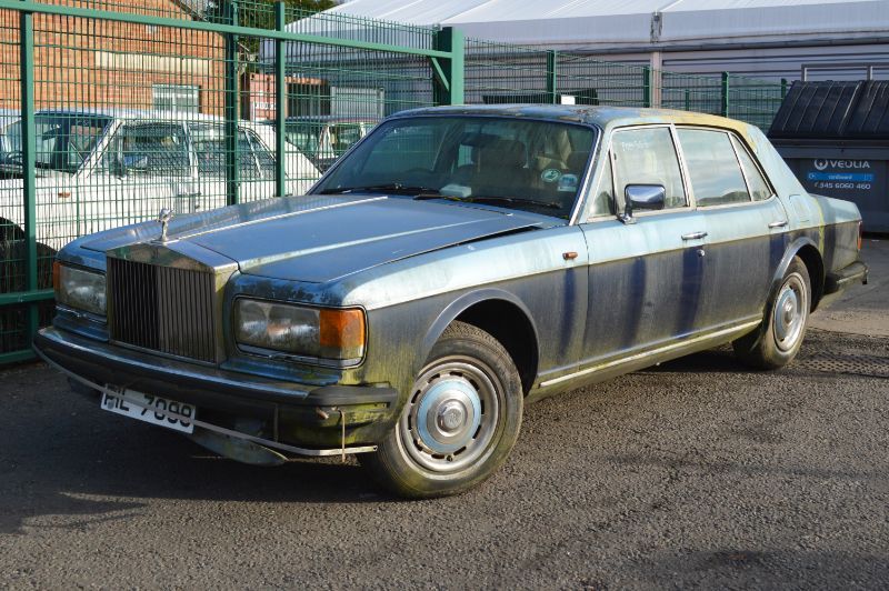 Rolls-Royce Silver Spirit  width=100%